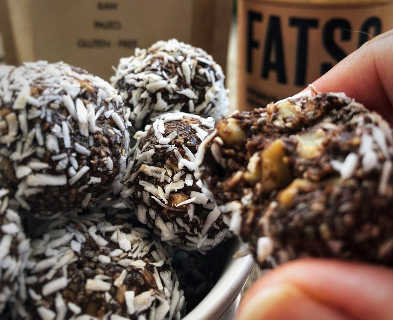 products/5_minute_Keto_Peanut_Butter_Superfood_Protein_Balls_and_Fat_Bombs_with_Fatso_and_Philosophie_on_SwitchGrocery-865977.jpg